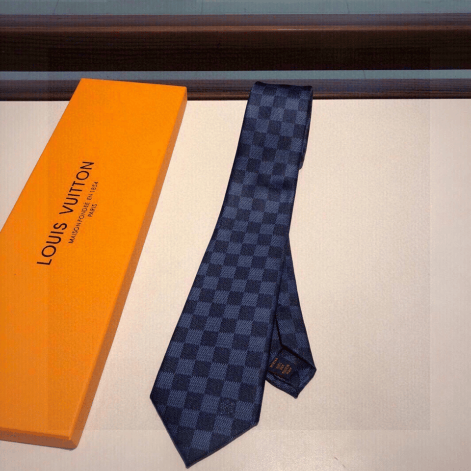 Louis Vuitton Blue Damier Silk Tie For Men view 7