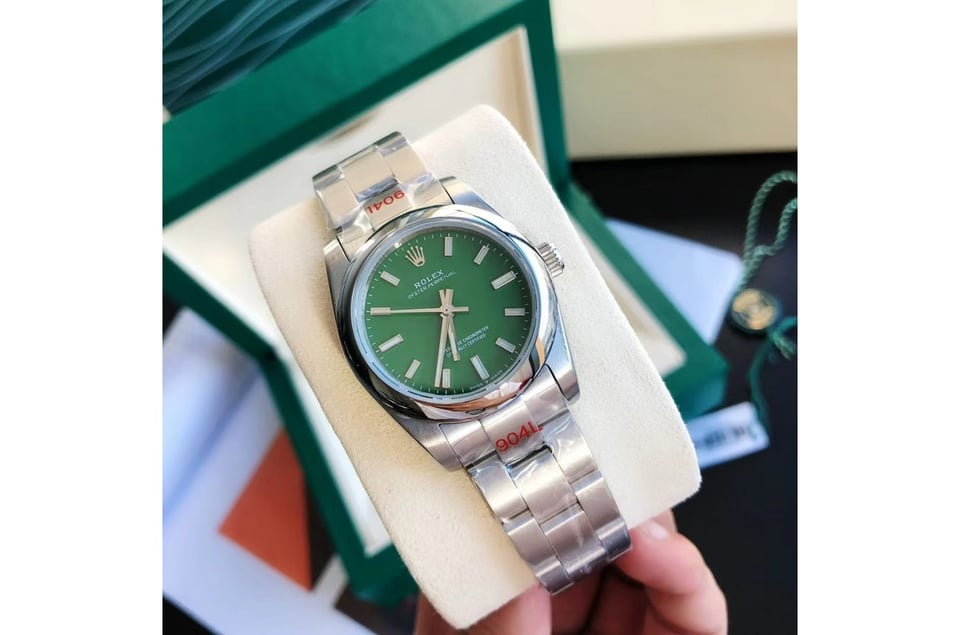 Rolex Oyster Perpetual 31/41mm SS/SS Green/Stk view 3