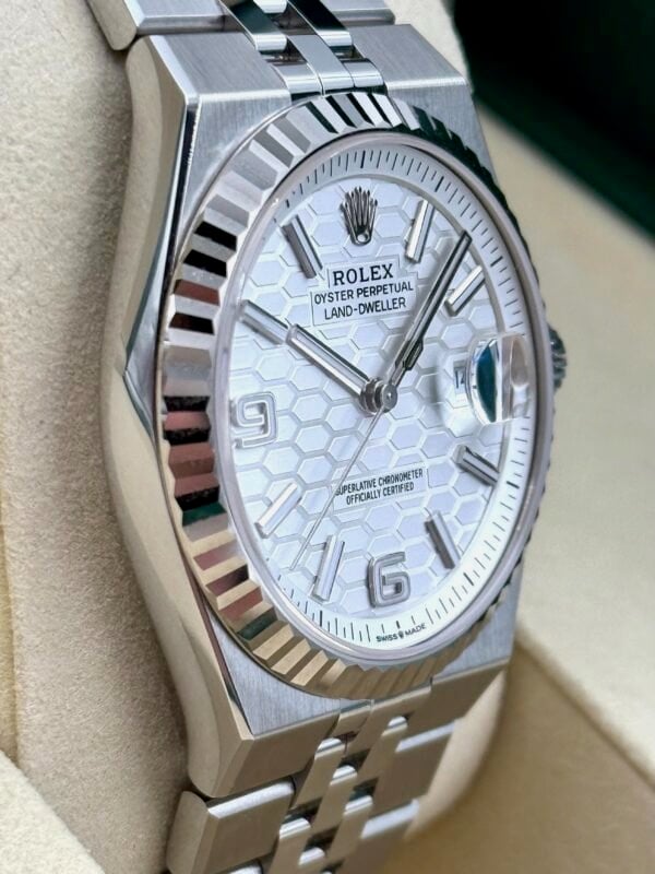 [Superclone] Rolex Land-Dweller 36mm Intense White Rolesor Dial Flat Jubilee 127234 view 4