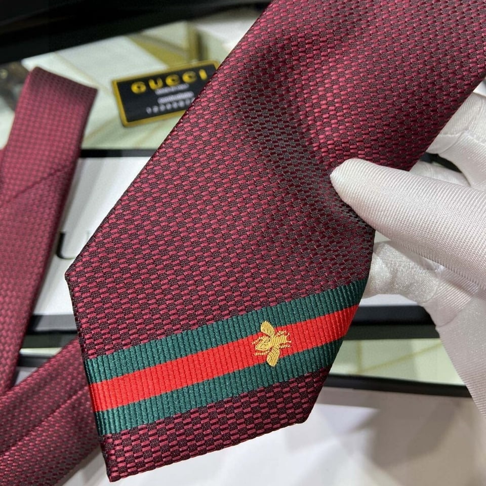Gucci Bee Pattern Red Canvas Tie For Men view 10