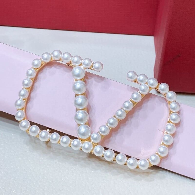 Valentino Vlogo Signature Reversible Belt In Shiny Calfskin With Pearls 40 mm view 8
