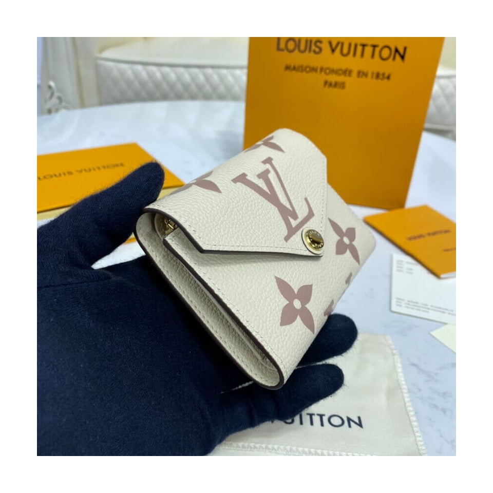 Louis Vuitton Victorine Wallet Cream view 4