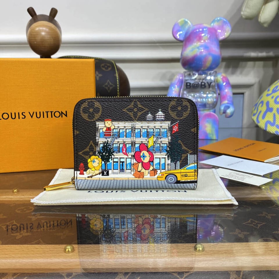 Louis Vuitton Christmas Animation 2022 Zippy Coin Purse Yellow view 3
