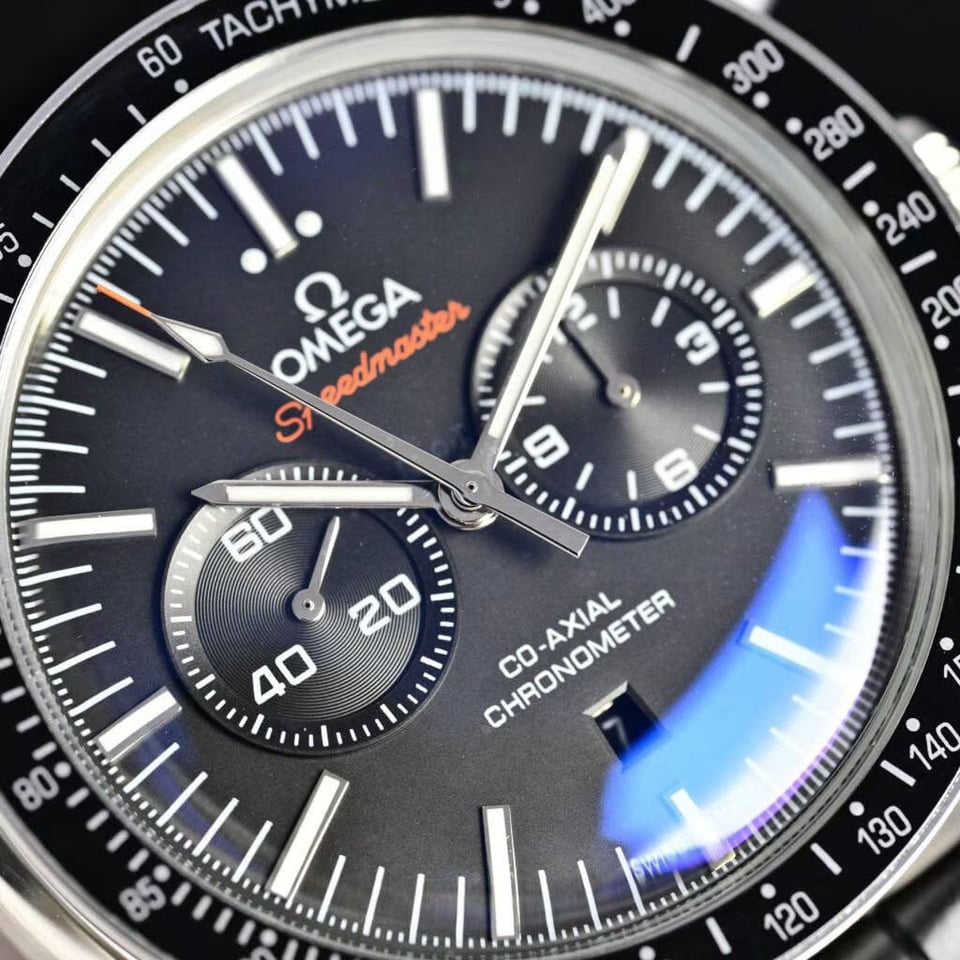 Omega Speedmaster Moonwatch Black Dial view 10