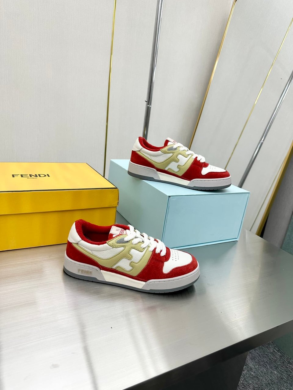 Fendi Match Suede Low Tops White And Red 7E1493Ai1Nf1H1D view 4