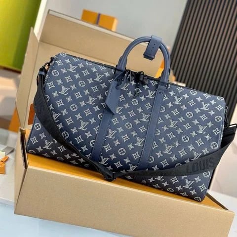 Louis Vuitton Keepall Bandoulière Bag 50cm/19.7in Navy Blue Calfskin M28836 view 6