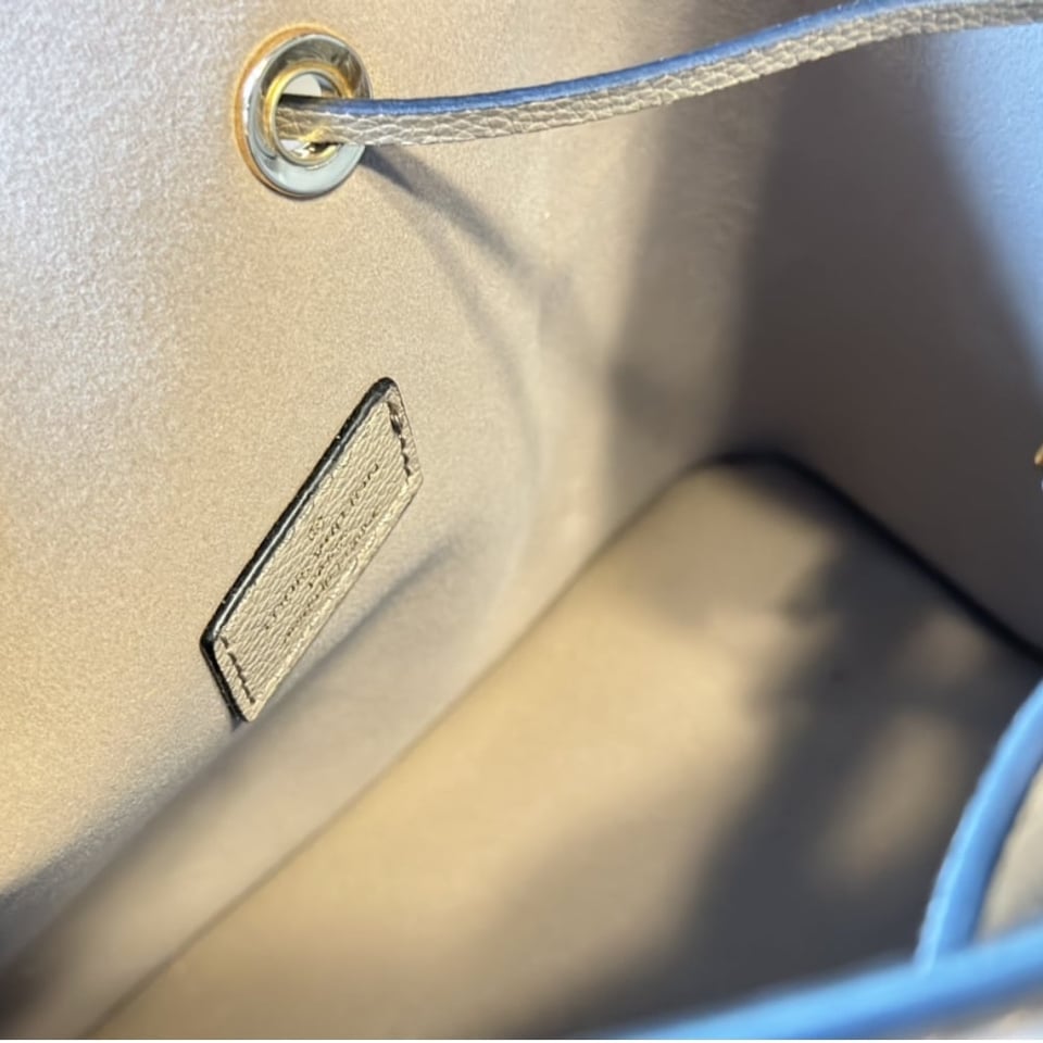 Louis Vuitton N Ono Mm Cream 25Cm M45555 view 8