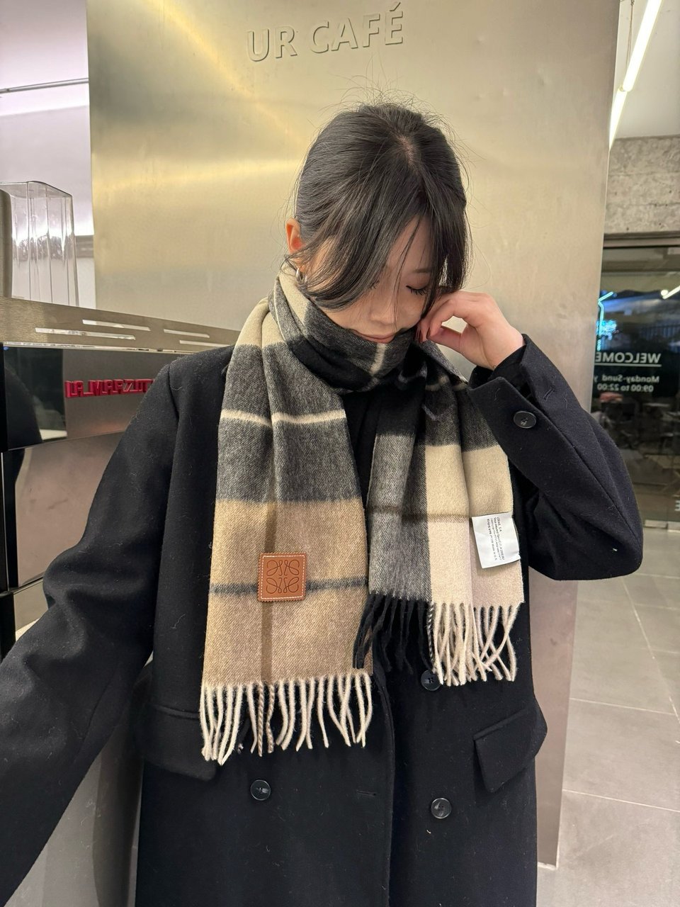 Loewe Cashmere Scarf Check Black Beige For Women 180cm view 4