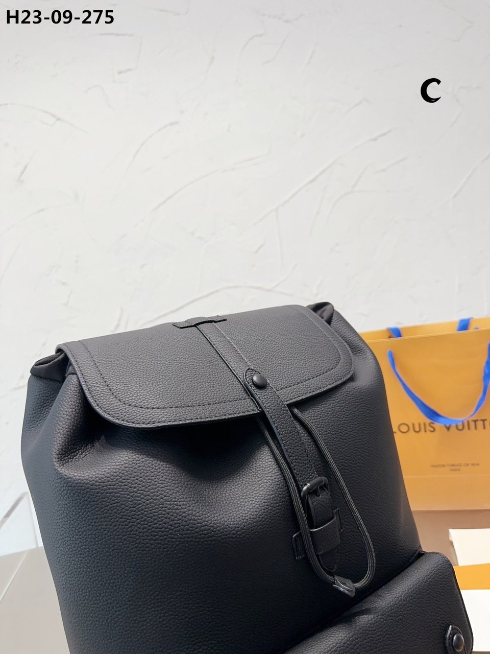 Louis Vuitton Christopher Slim Backpack Rucksack Taurillon Leather Black 40Cm M58644 For Men view 6