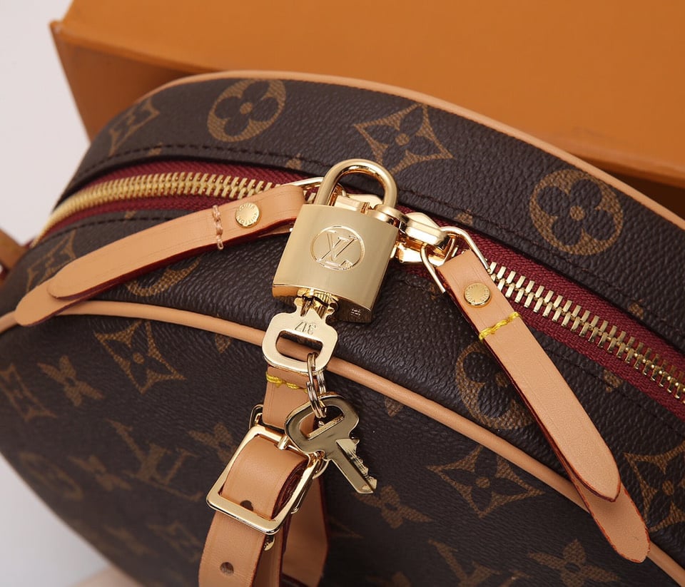 Louis Vuitton Petite Boite Chapeau 17Cm view 7
