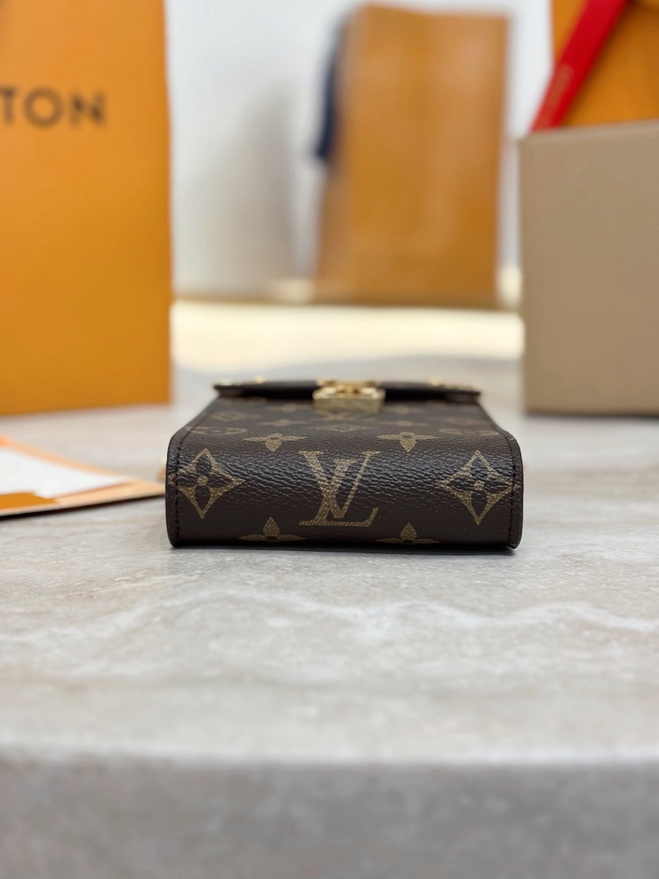 Louis Vuitton LV Phone Pouch Métis Monogram M13572 17.5cm/ 6.9in view 10