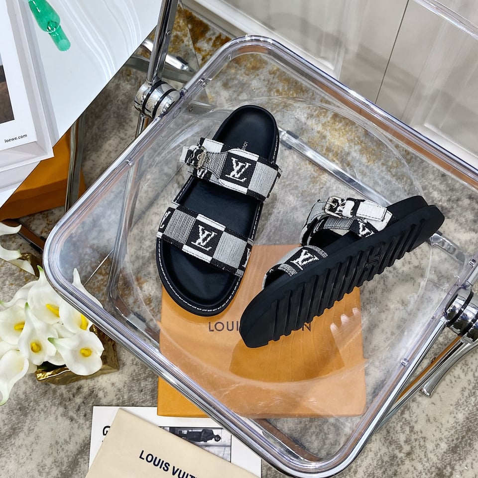 Louis Vuitton Bom Dia Flat Comfort Mule Black view 4