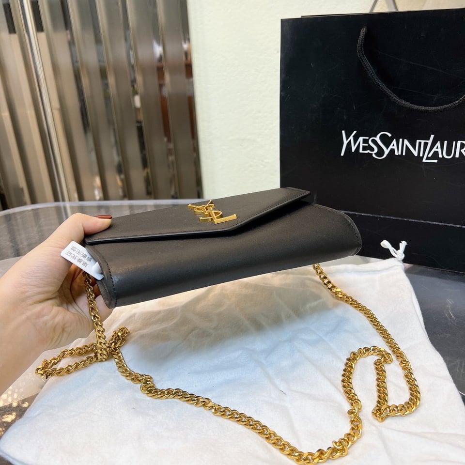 Saint Laurent Uptown Chain Wallet In Grain De Poudre Embossed Black 19Cm view 10
