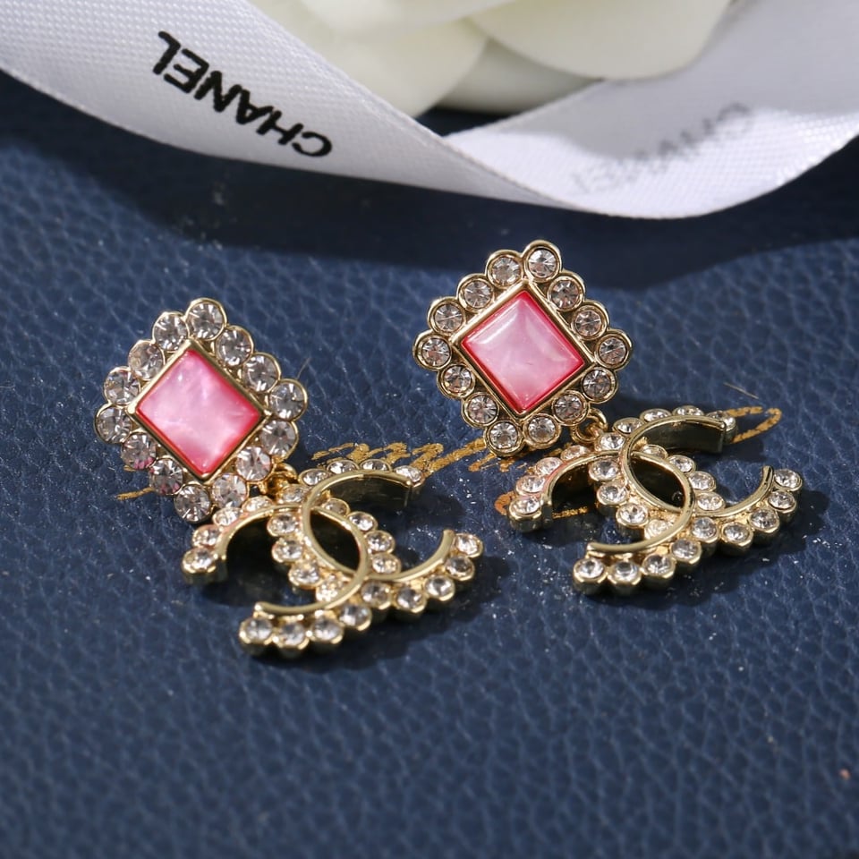 Chanel Cc Earrings Strass Pink view 2