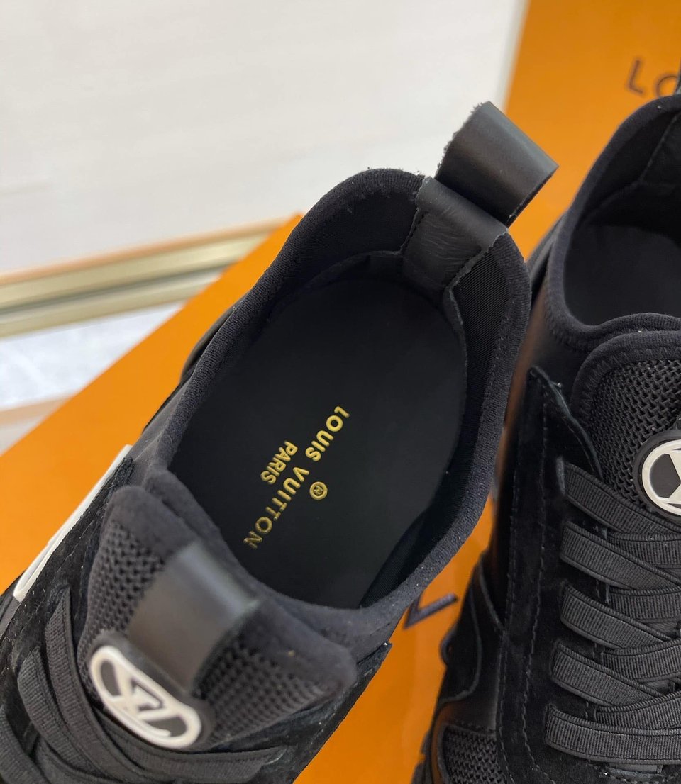 Louis Vuitton Run Away Sneaker Black 1A9Er7 view 7