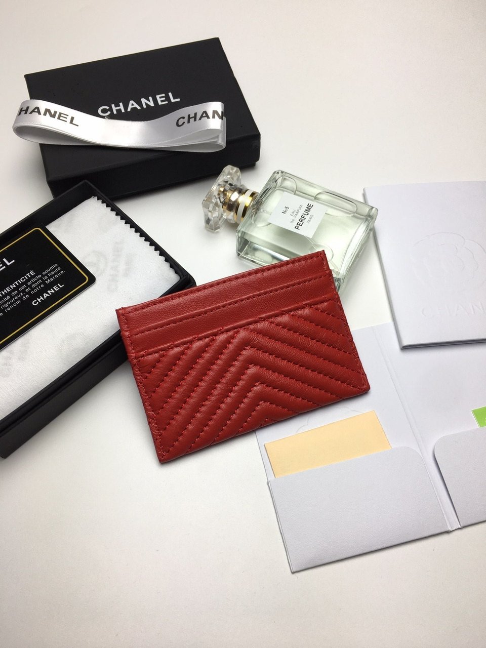 Chanel Line Card Holder 11.2 Red Calfskin Gold Icon view 7
