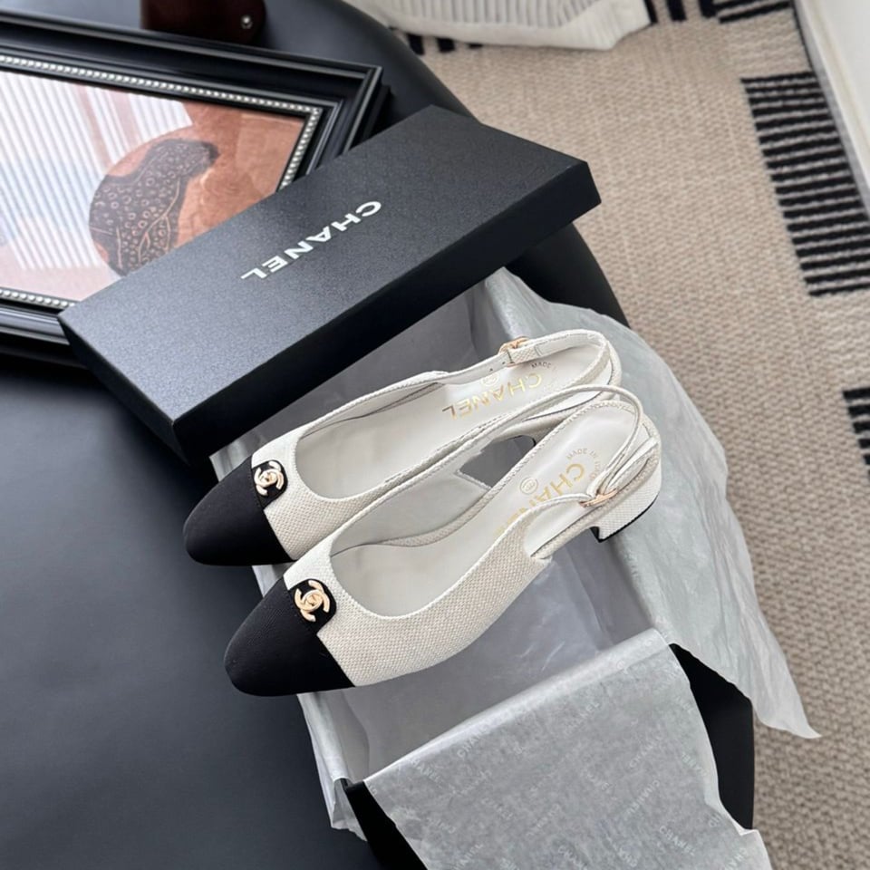 Chanel Iridescent Tweed Cap Toe CC Slingback Flats White Black view 9