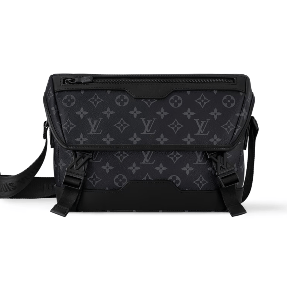 Louis Vuitton Messenger Voyager PM For Men 33cm M12517 view 2