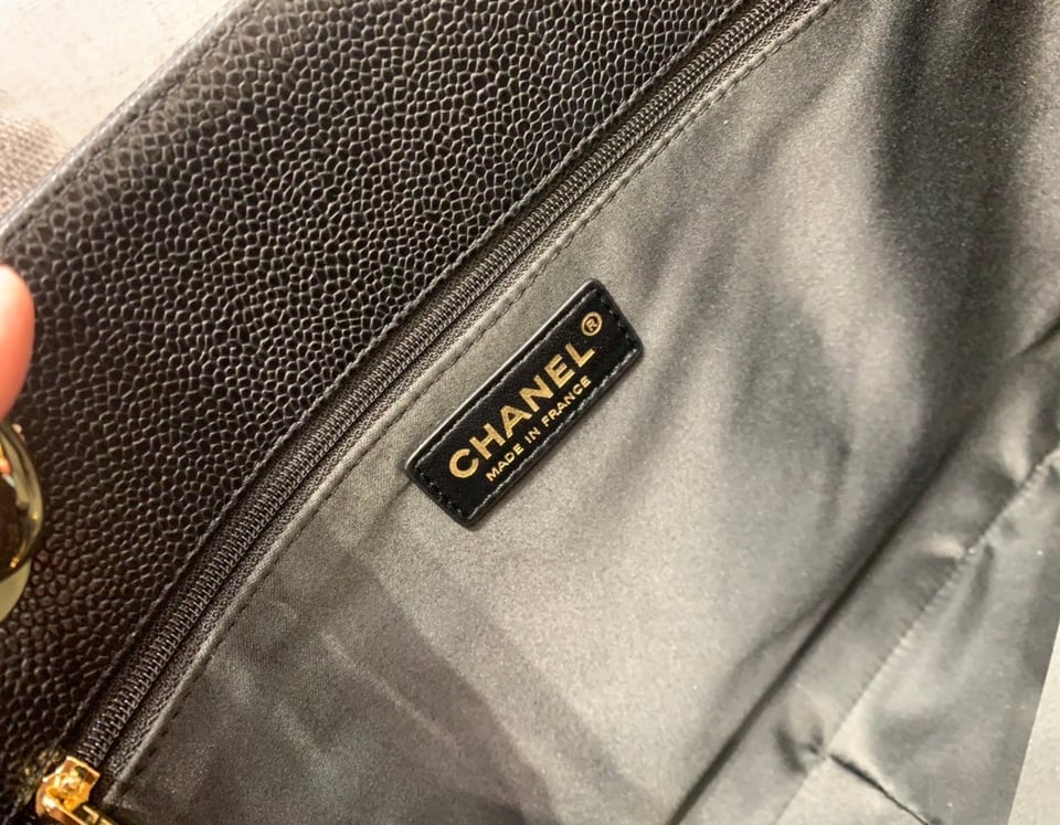 Chanel Grand Shopping Tote Bag 34Cm Black Caviar Gold Hardware view 5