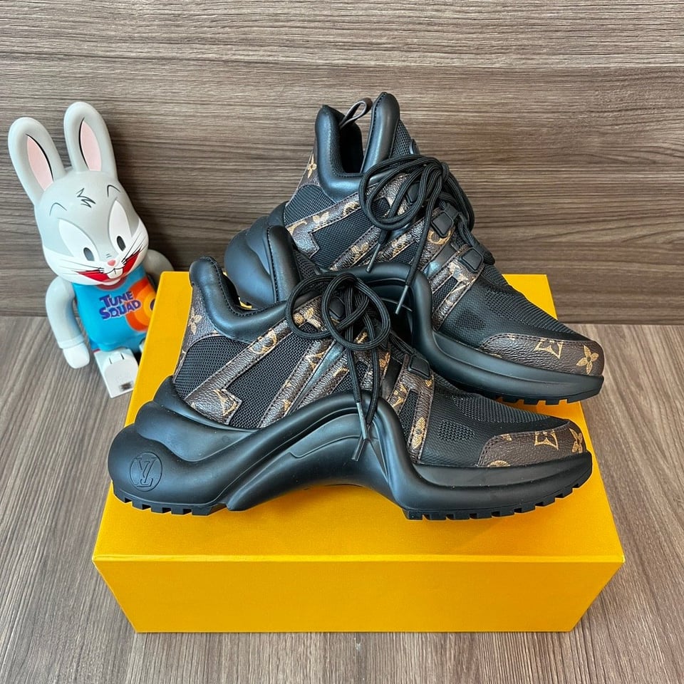 Louis Vuitton Archlight Sneaker Black 1A43Lb view 3
