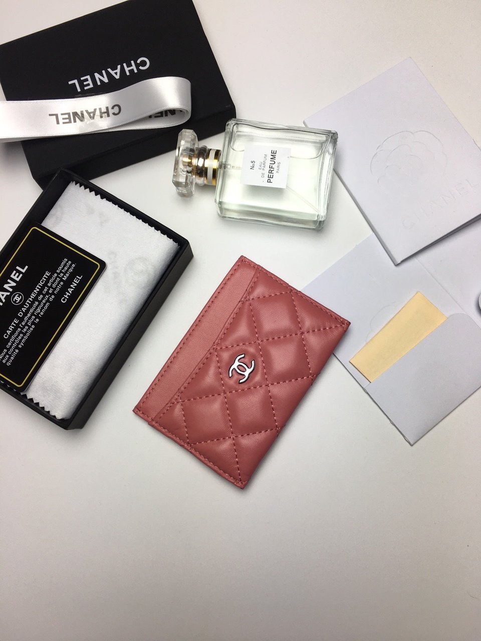 Chanel Card Holder 11.2 Coral Calfskin Silver Icon view 4