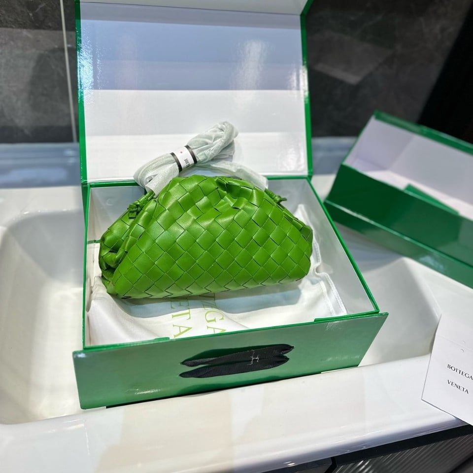 Bottega Veneta Pouch Green 20Cm view 3