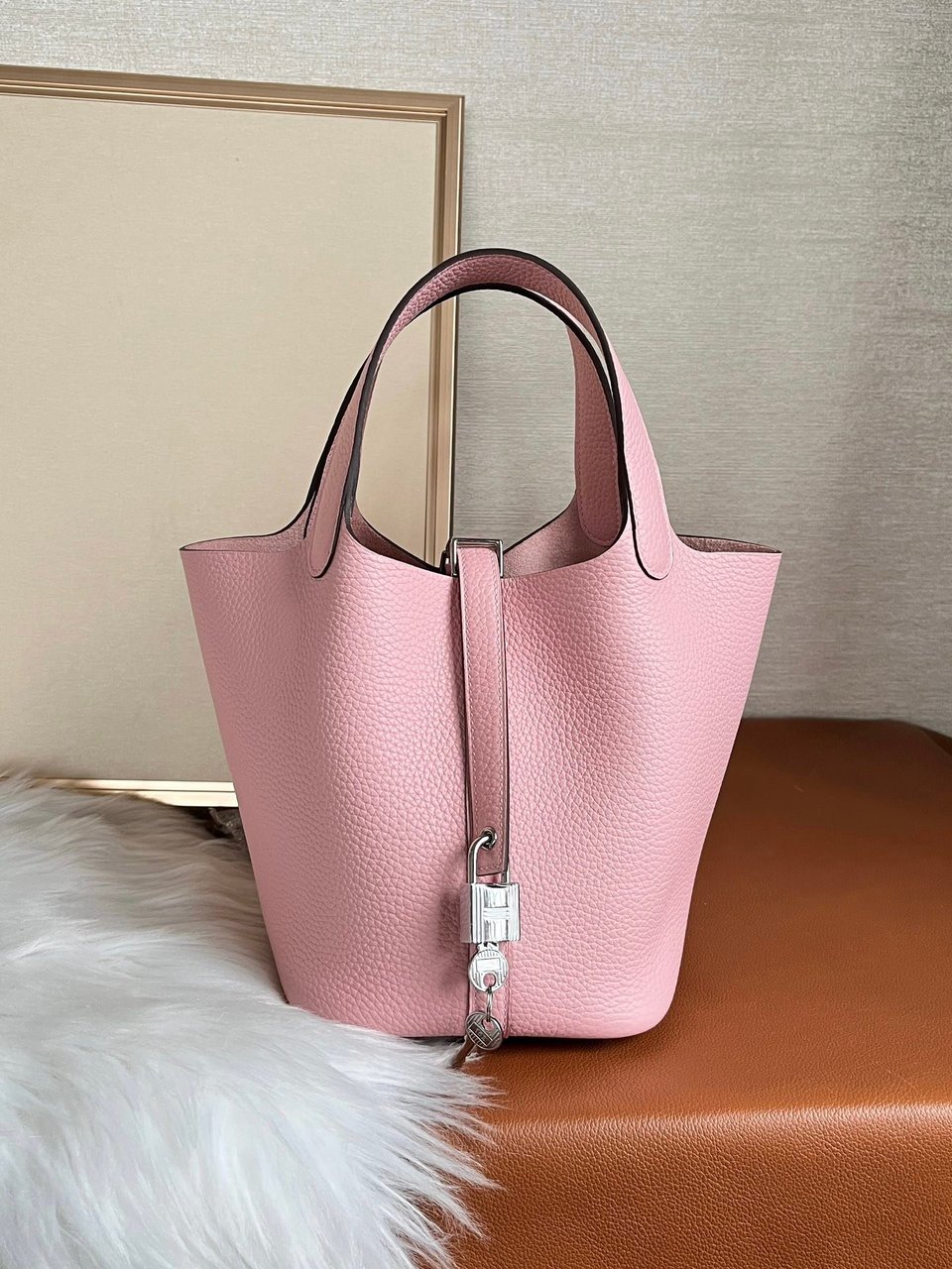 Hermes Picotin Lock 18Cm Rose Sakura view 3