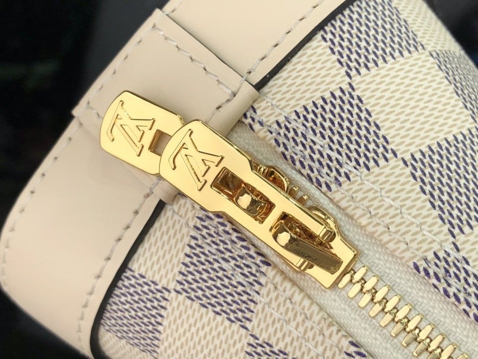 Louis Vuitton Damier Azur Alma Bb 23Cm view 7