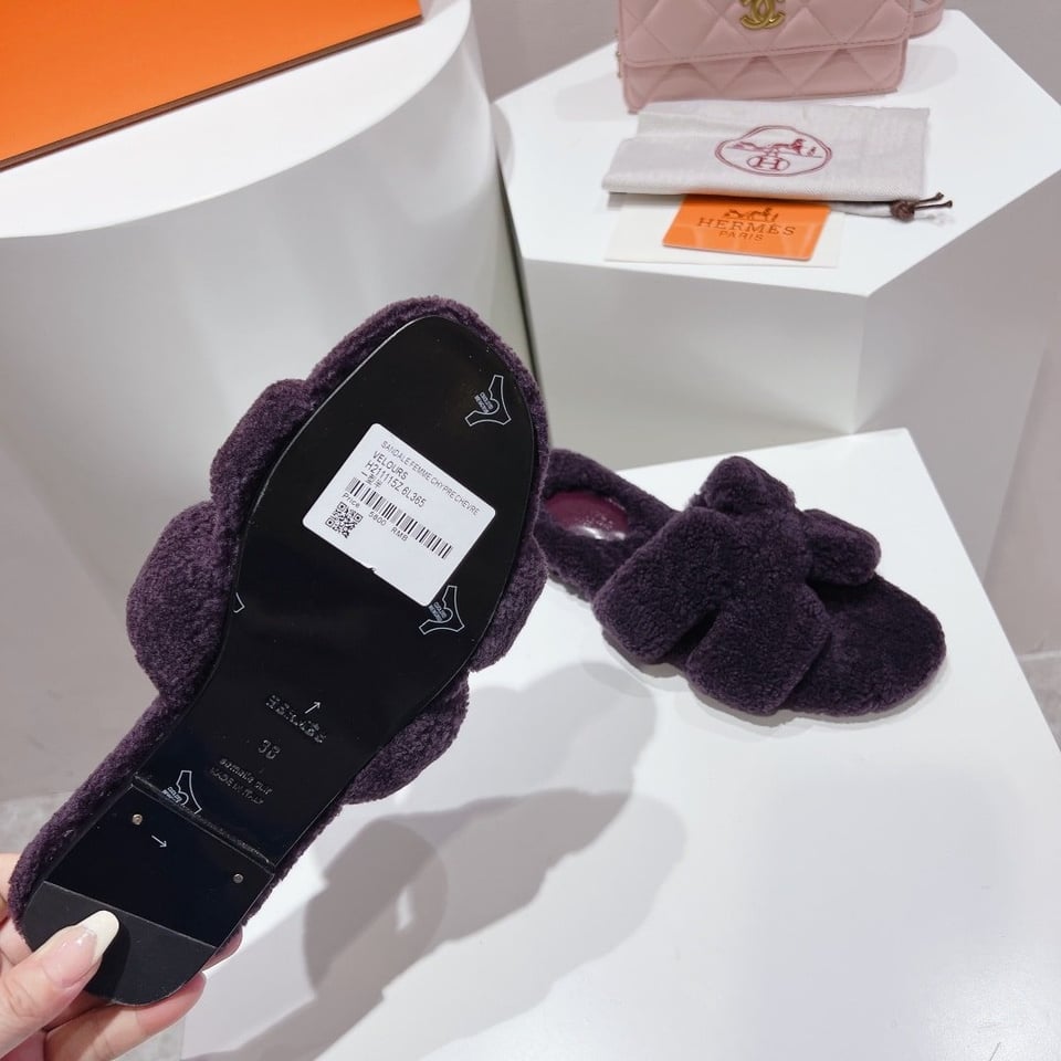 Hermes Oran Sandal Dark Purple H231288Z Vl350 view 8