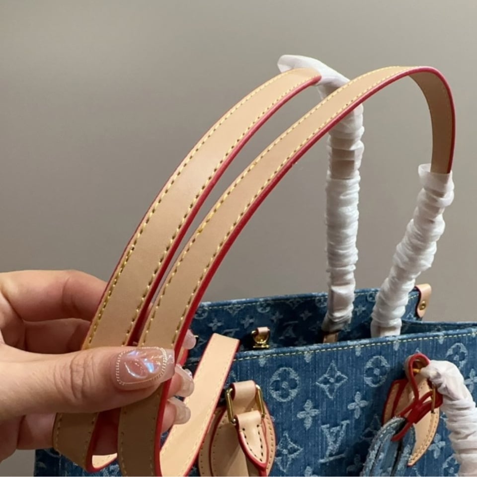 Louis Vuitton New Lv Remix Onthego Mm Denim Blue 35Cm M46871 view 10
