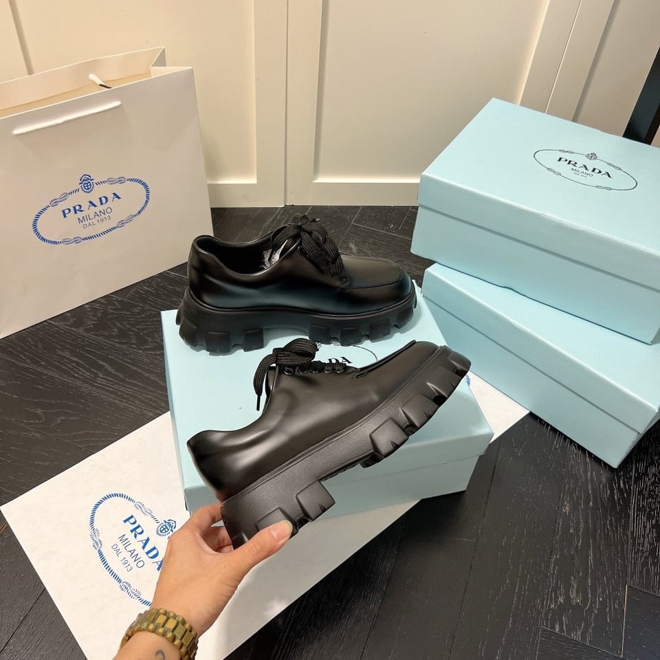 Prada Smooth Leather Oxford Loafers Black view 9