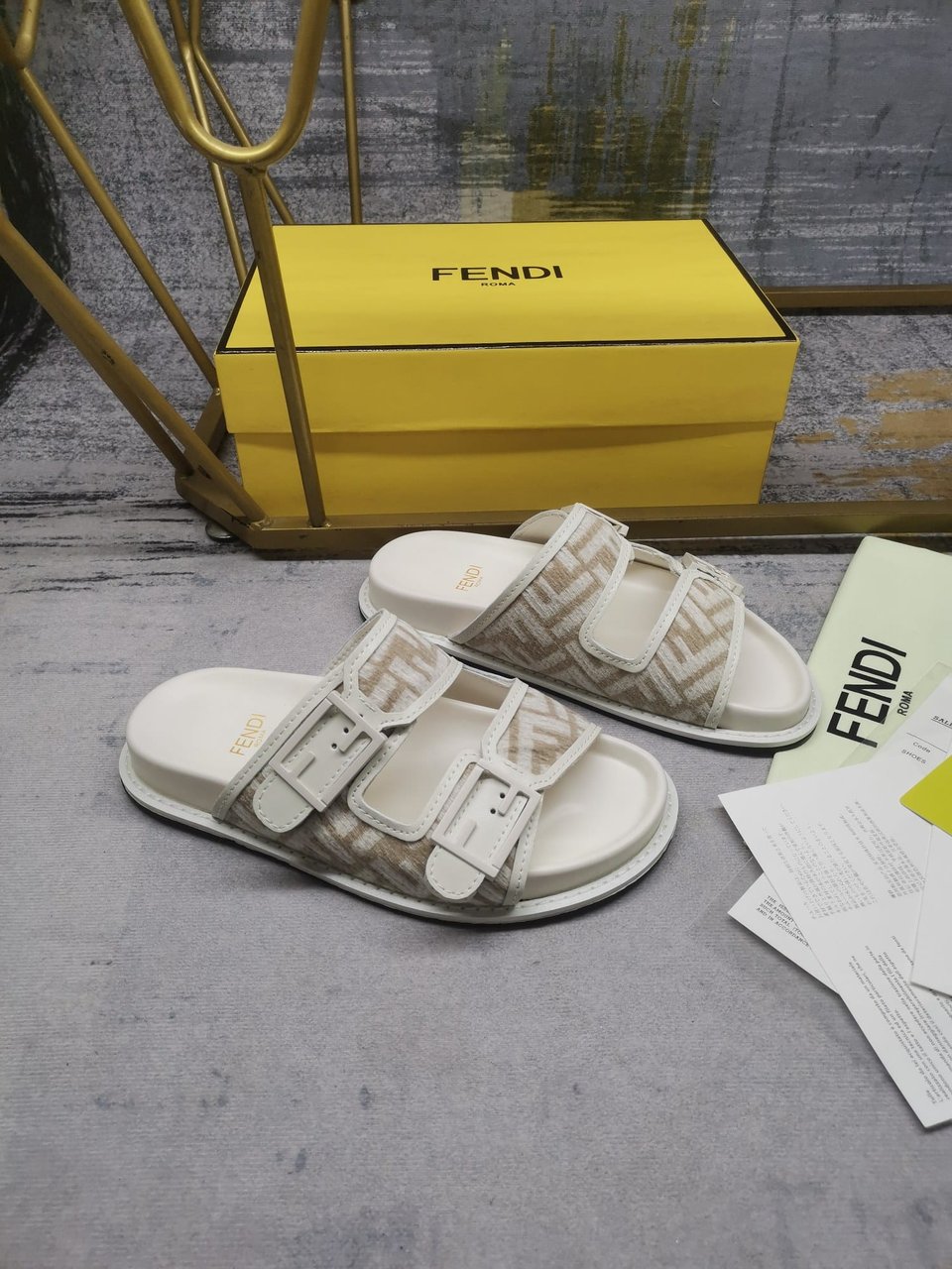Fendi Feel Dove Grey Ff Chenille Slides White view 4