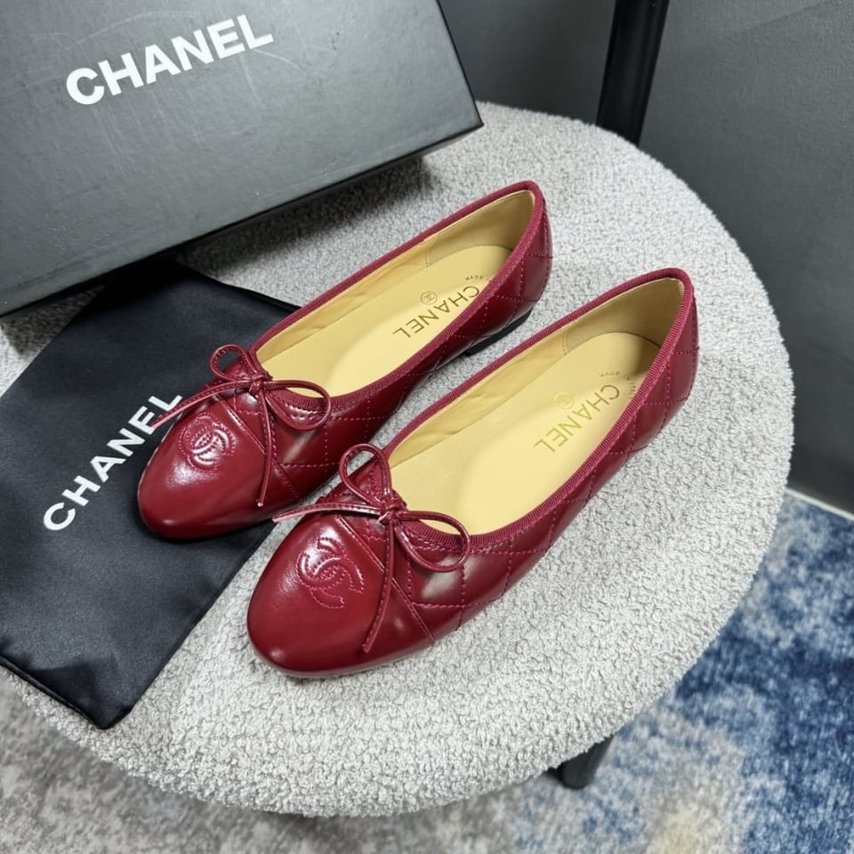 Chanel Ballerina Flat Shoes In Red view 5