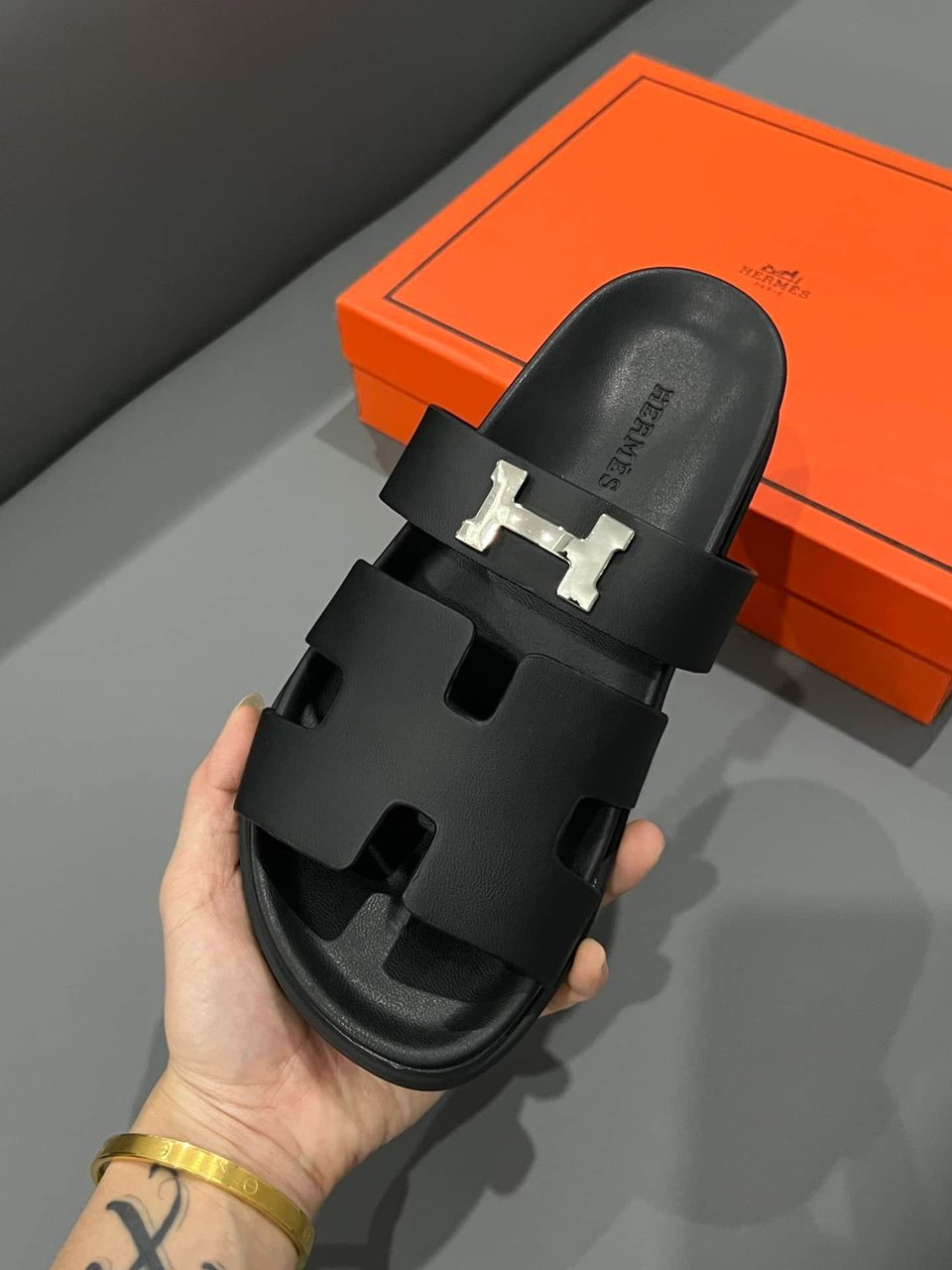 Hermes Chypre Sandal H Logo Silver Hardware Black view 10