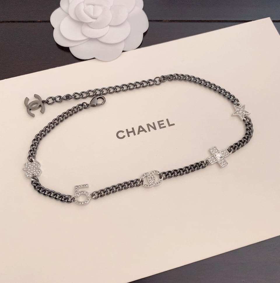 Chanel Ruthenium Crystal Chain Cc Lucky Charms Choker Silver Necklace view 4