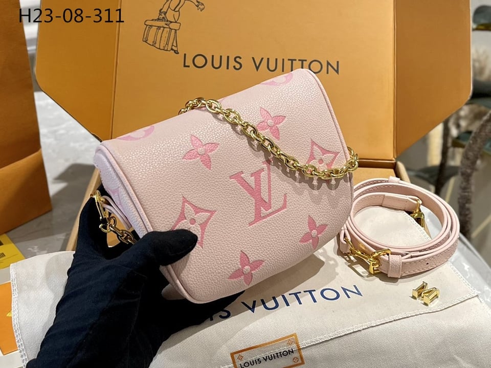 Louis Vuitton Mini Bumbag Pink 18Cm M82347 view 4