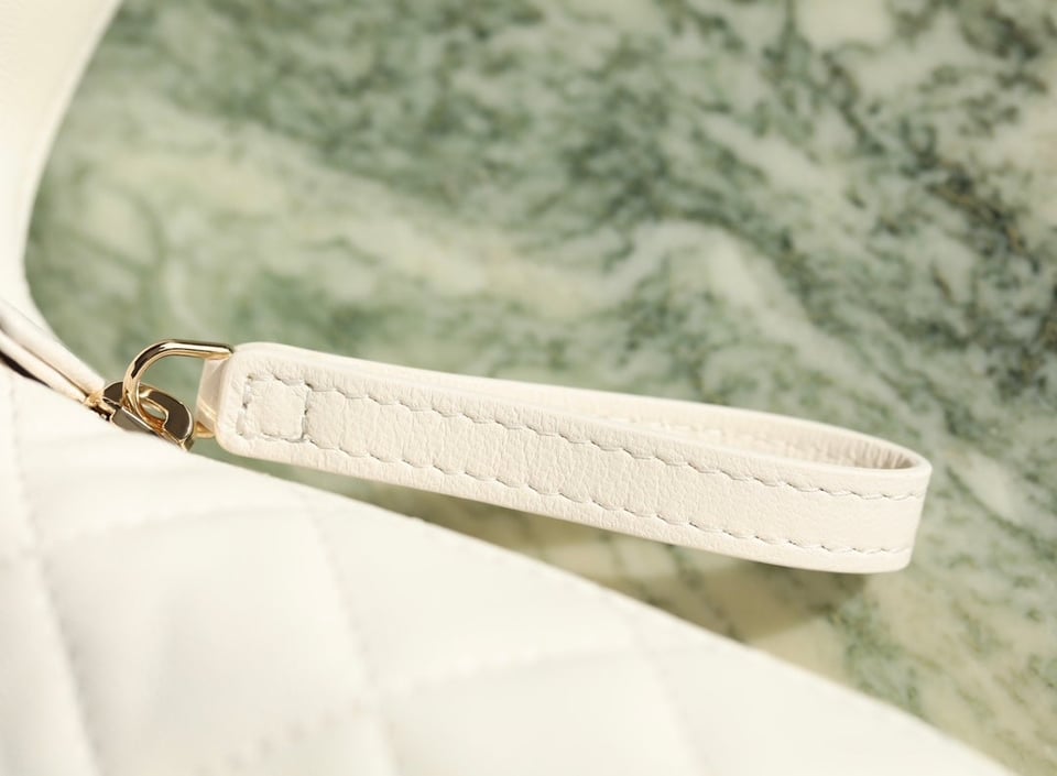 Chanel 23C White Mini Pouch view 7