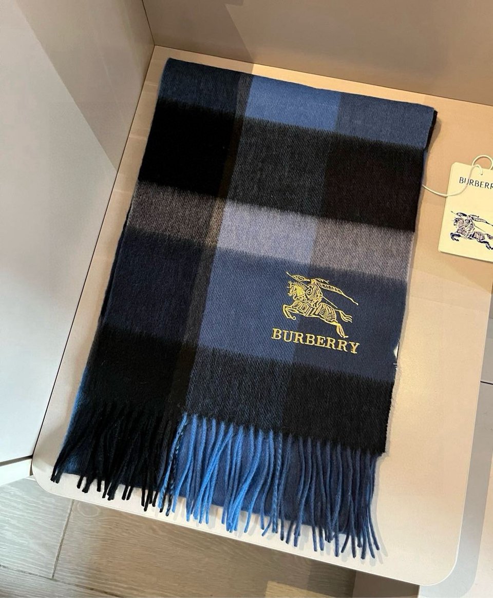 Burberry Cashmere Scarf Checkered Blue For Women 180cm view 6