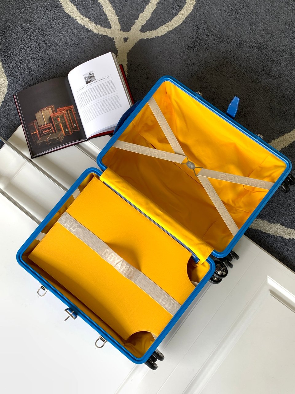 Goyard 50cm view 3
