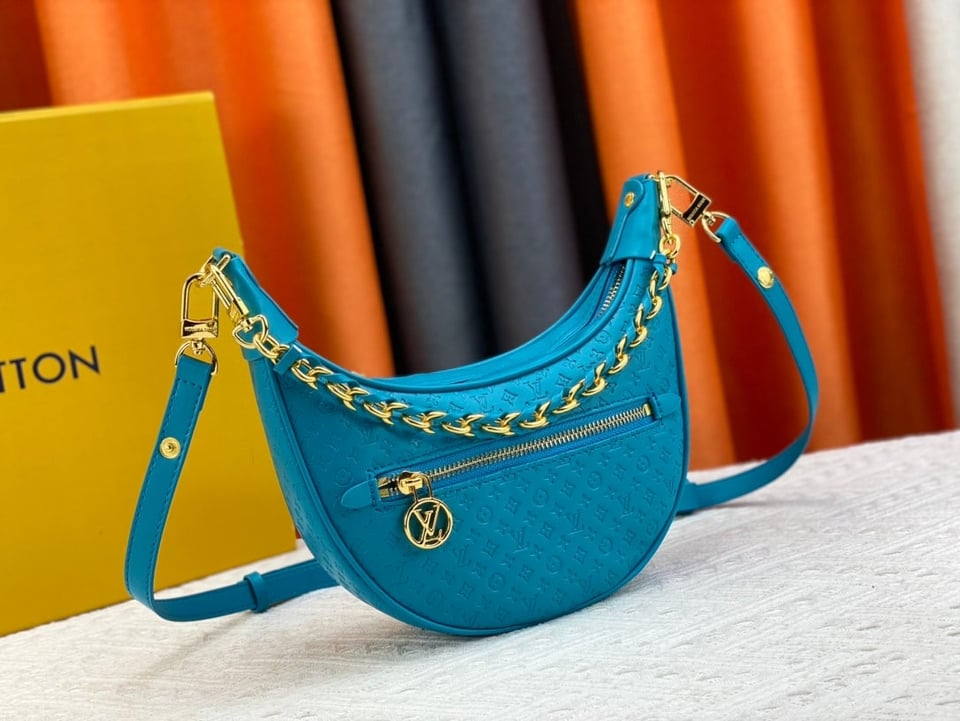 Louis Vuitton Loop Baguette Bag Blue 23Cm M22593 view 9