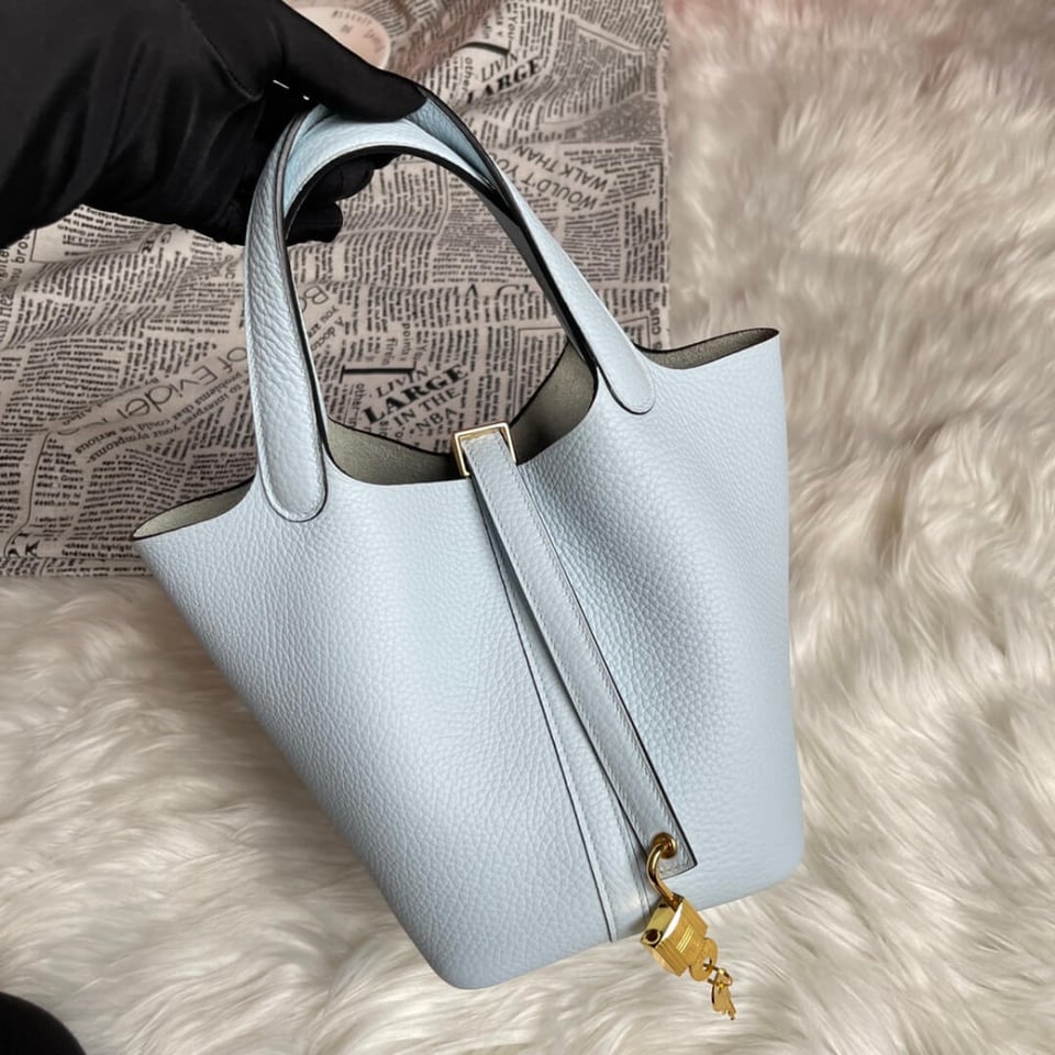Hermes Picotin Lock Bag In Taurillon Clemence Bleu Pale 22Cm view 3