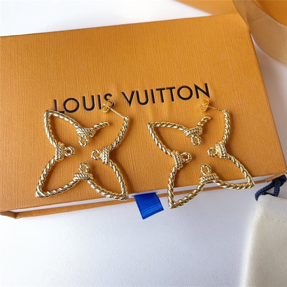 Louis Vuitton Nautical Earrings M01848 view 2