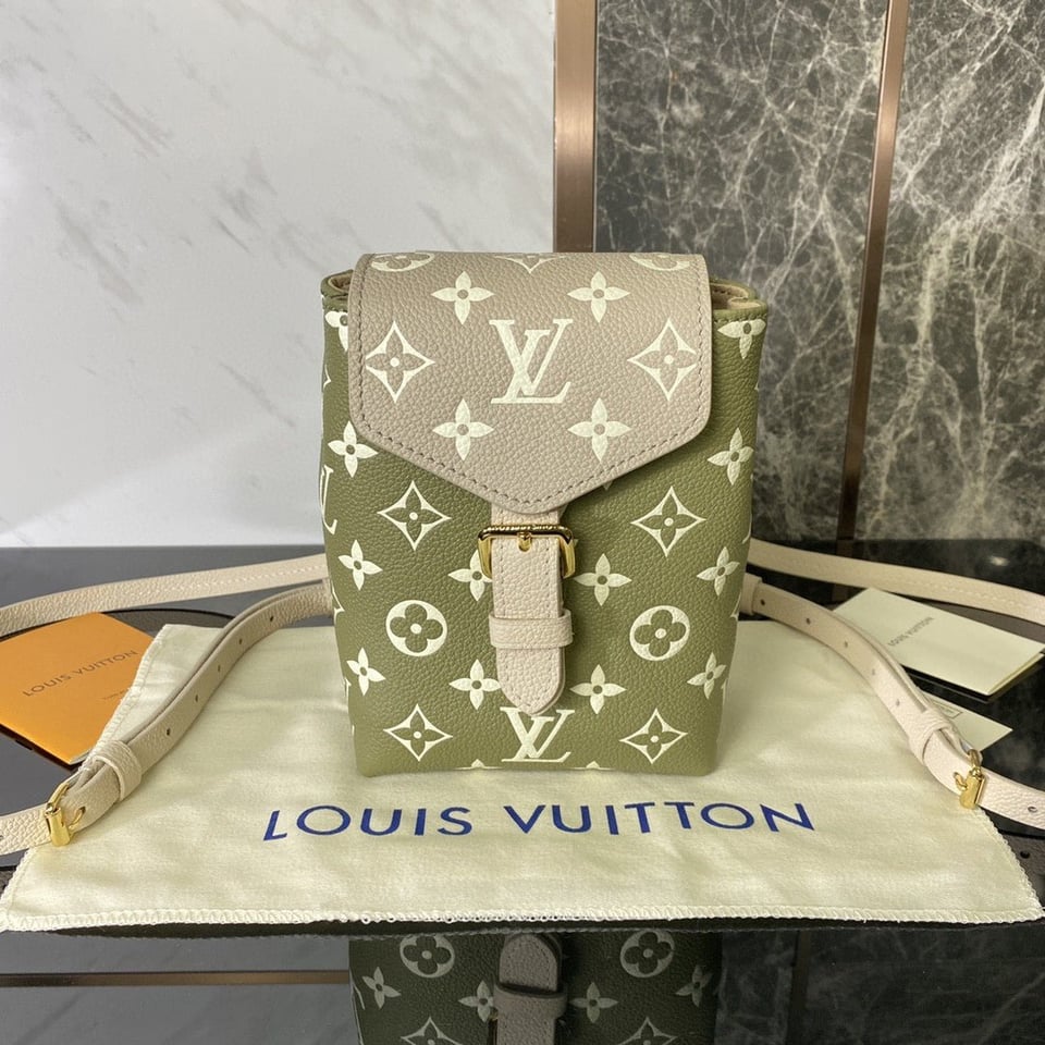Louis Vuitton Tiny Backpack 19Cm Khaki view 11