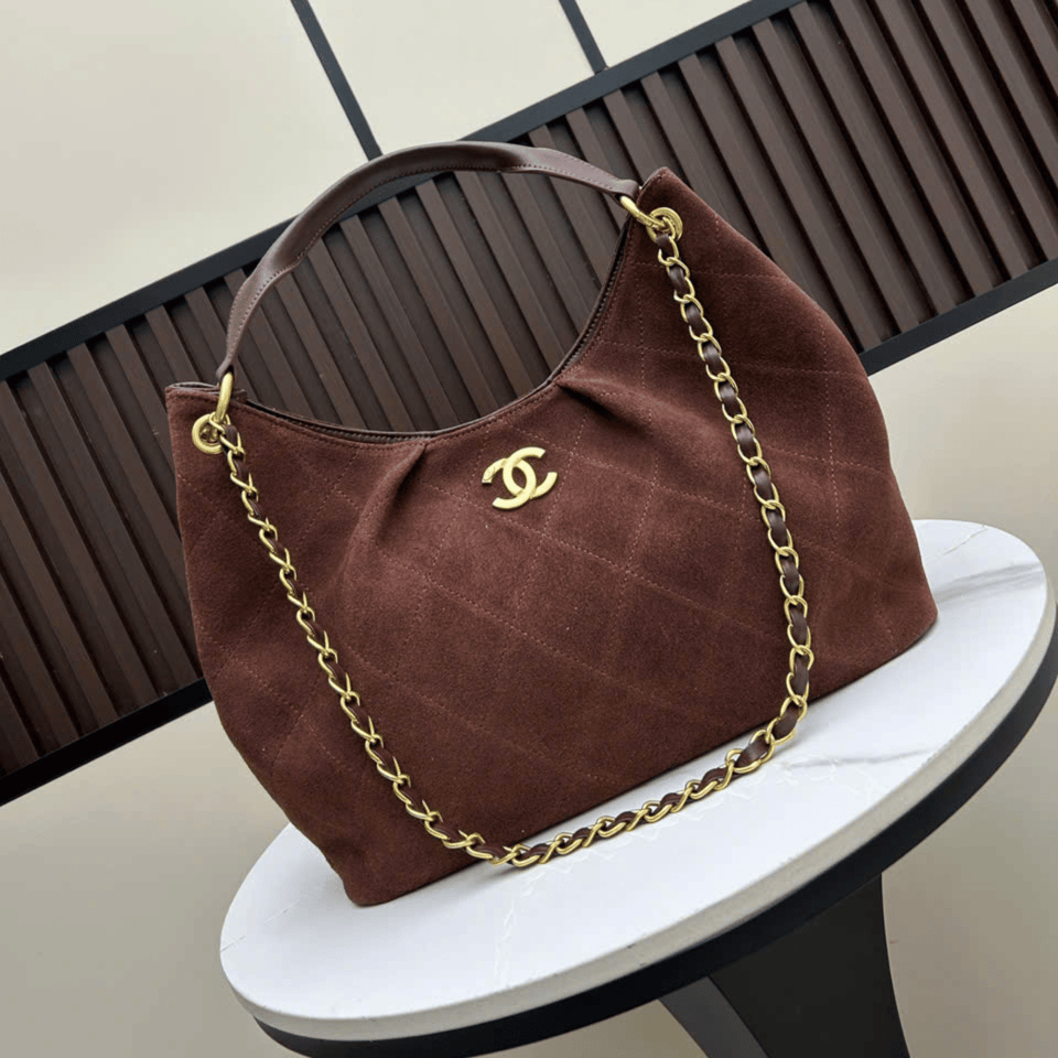 Chanel Maxi Hobo Handbag 38cm/15in view 4