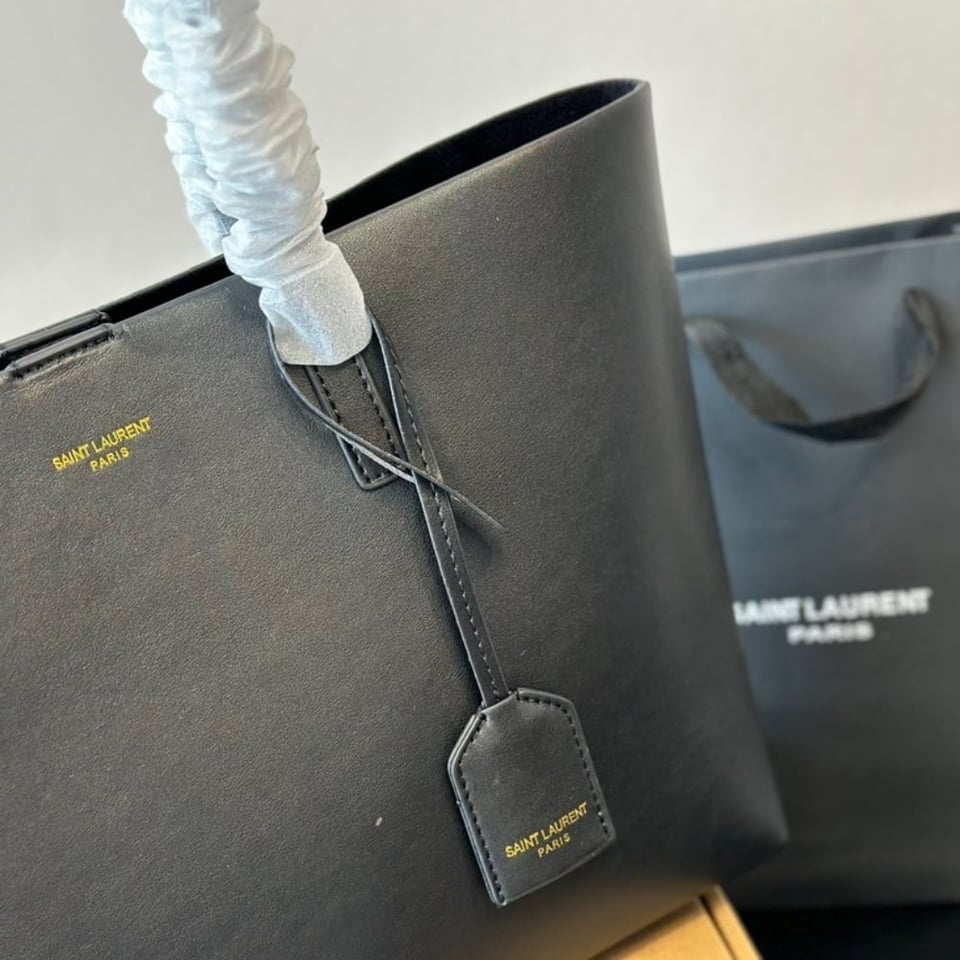Saint Laurent Shopping Leather Black 37Cm view 7