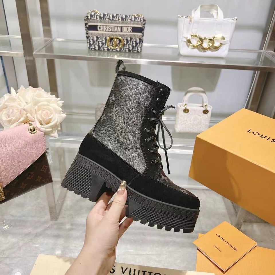 Louis Vuitton Laureate Platform Desert Boot Black view 3