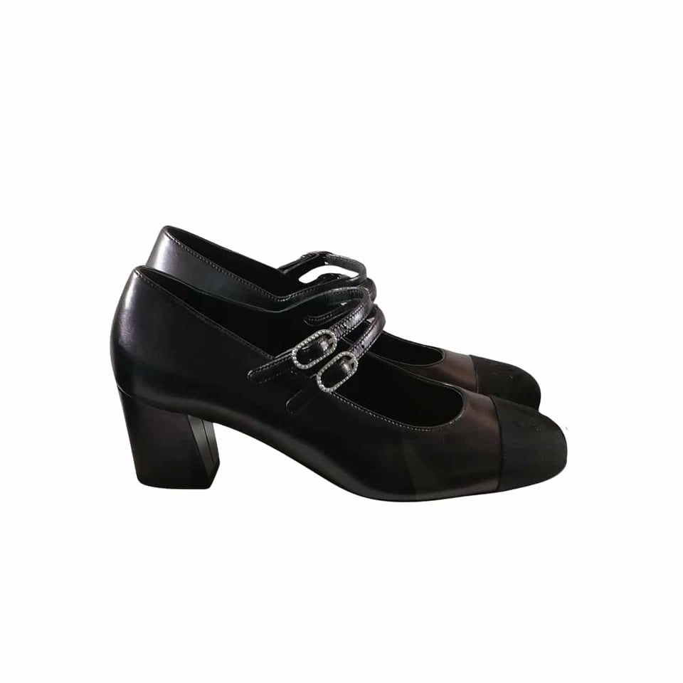Chanel Mary Janes And Grosgrain Black G45696 B16524 Nx492 view 2
