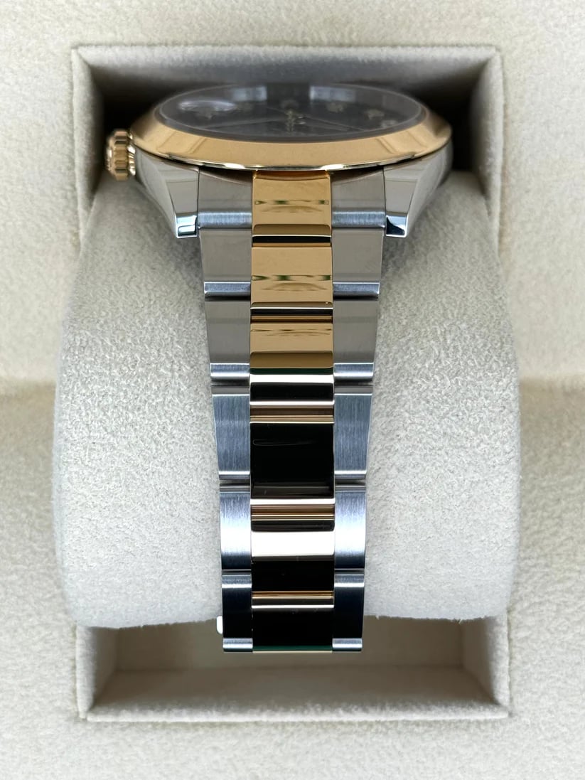 [Superclone] Rolex Datejust 41mm Bright Black Dial Smooth Oyster 126303 view 5