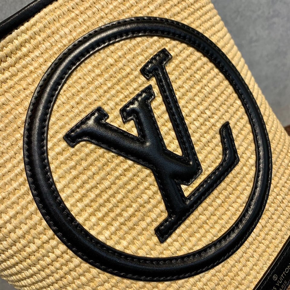 Louis Vuitton Petit Bucket 24Cm Black M59961 view 7