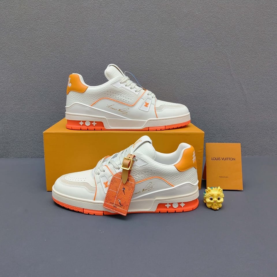 Louis Vuitton Trainer Sneakers Orange Calfskin With Grain 1AKRBI view 7